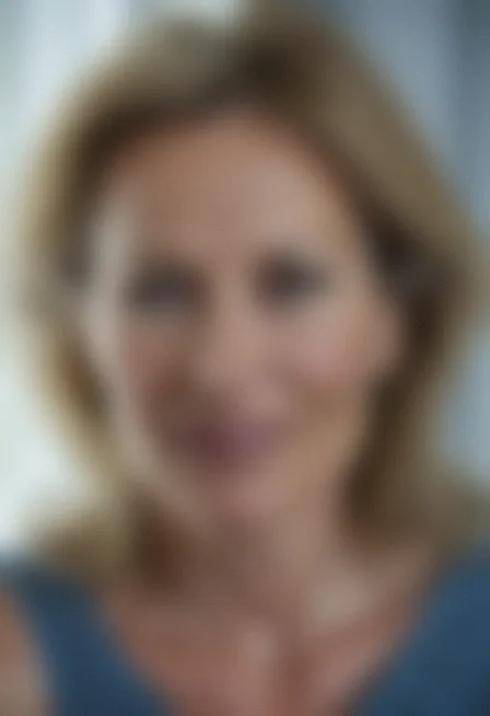 Karin, 49